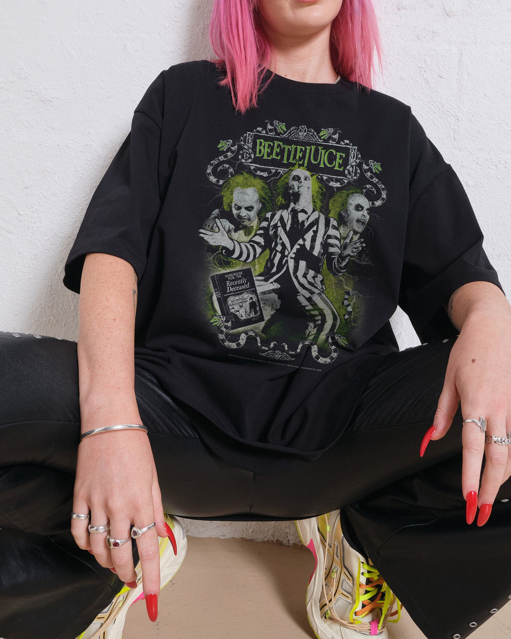 Hand Book Oversized Tee Unisex