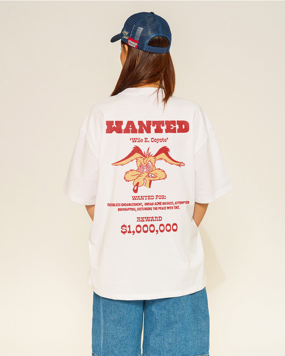 Wanted: Wile E Coyote Oversized Tee Unisex
