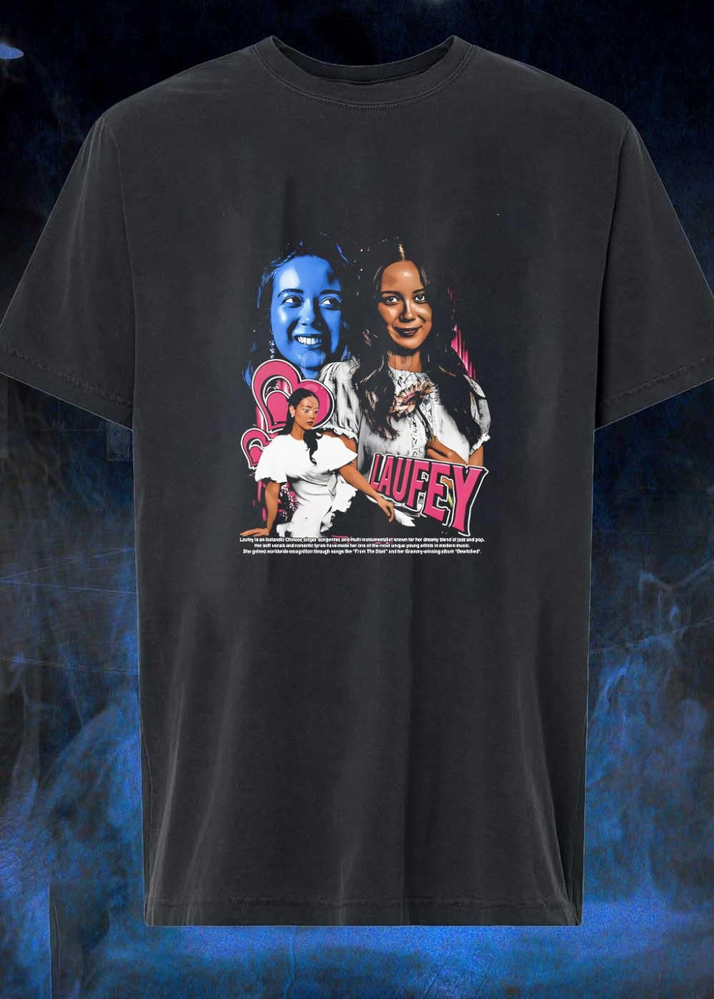 Laufey Signature Portrait Jazz Pop Singer Music Fan Gift T-Shirt