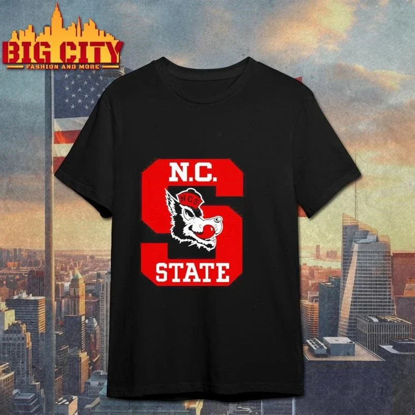 N.C Will Wade Slobbering Wolf Graphic Shirt Unisex