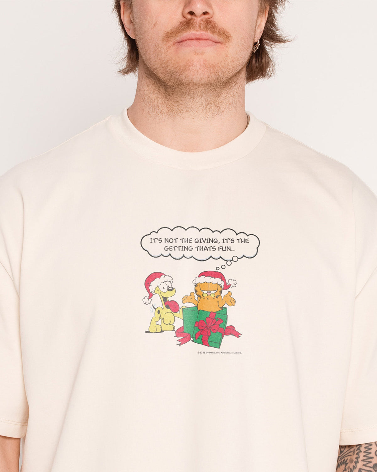 It’s the Getting Oversized Tee Unisex