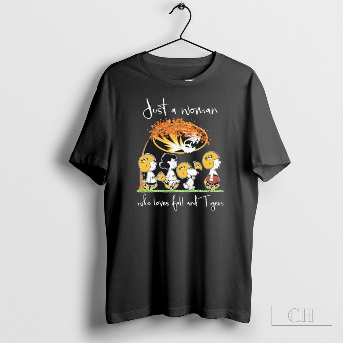 Official Just A Woman Who Loves Fall And Missouri Tigers X The Peanuts Walking Sweater Unisex