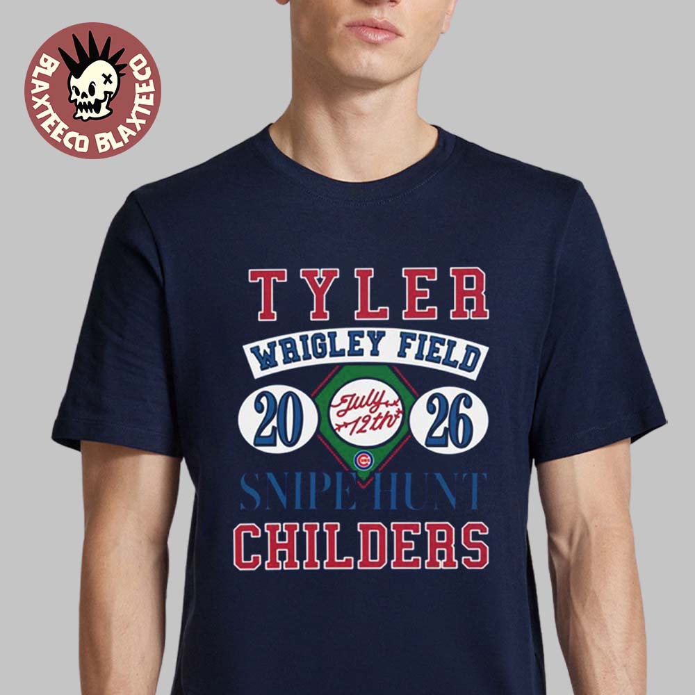 Tyler Childers Chicago Illinois 2026 Event Tee At Wrigley Field Home Of Chicago Cubs On July 12 2026 Snipe Hunt T-Shirt