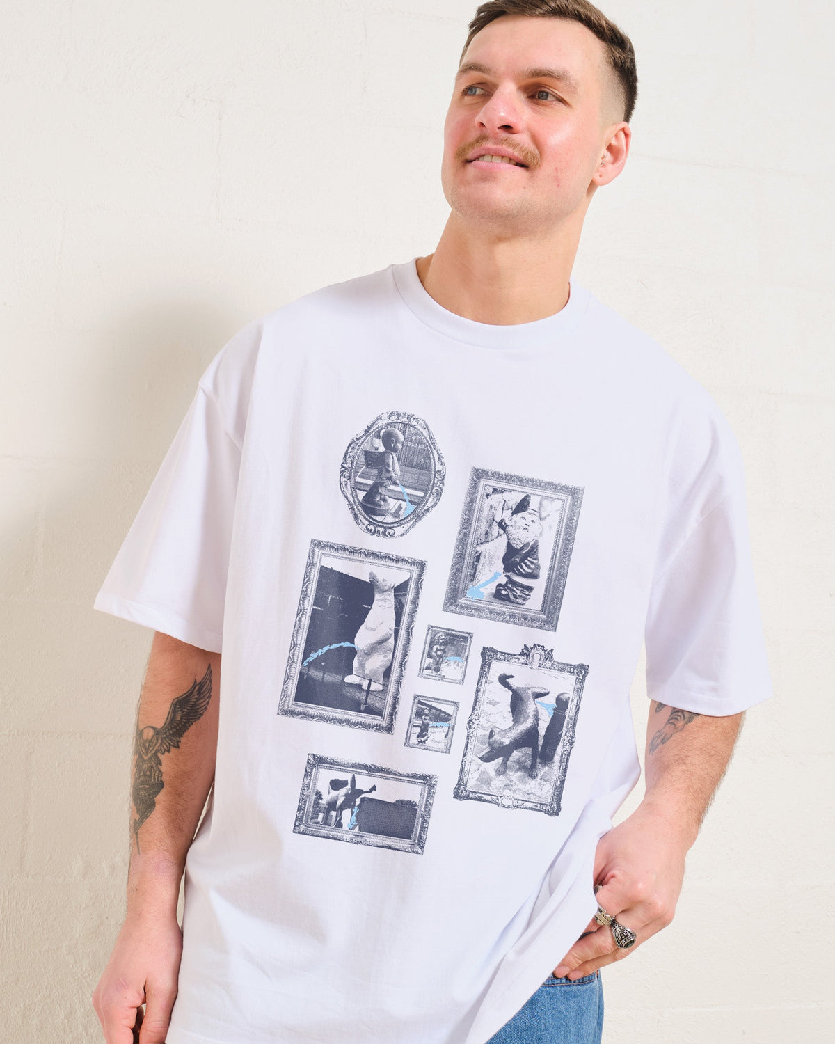 Pissing Statues Oversized Tee Unisex
