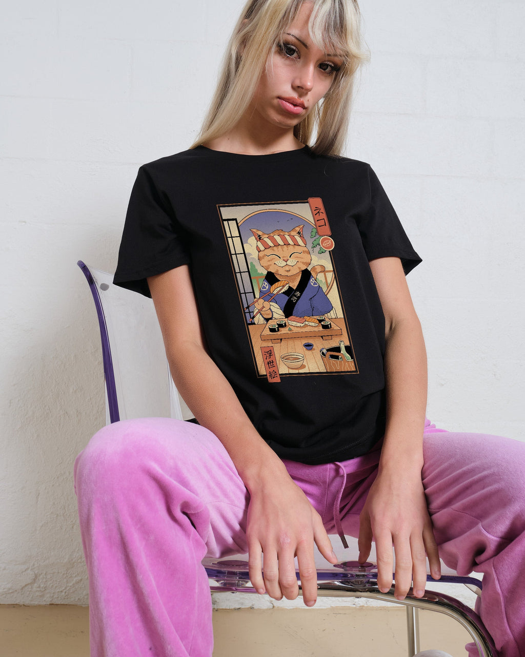 Sushi Cat in Edo Women's Tee Unisex