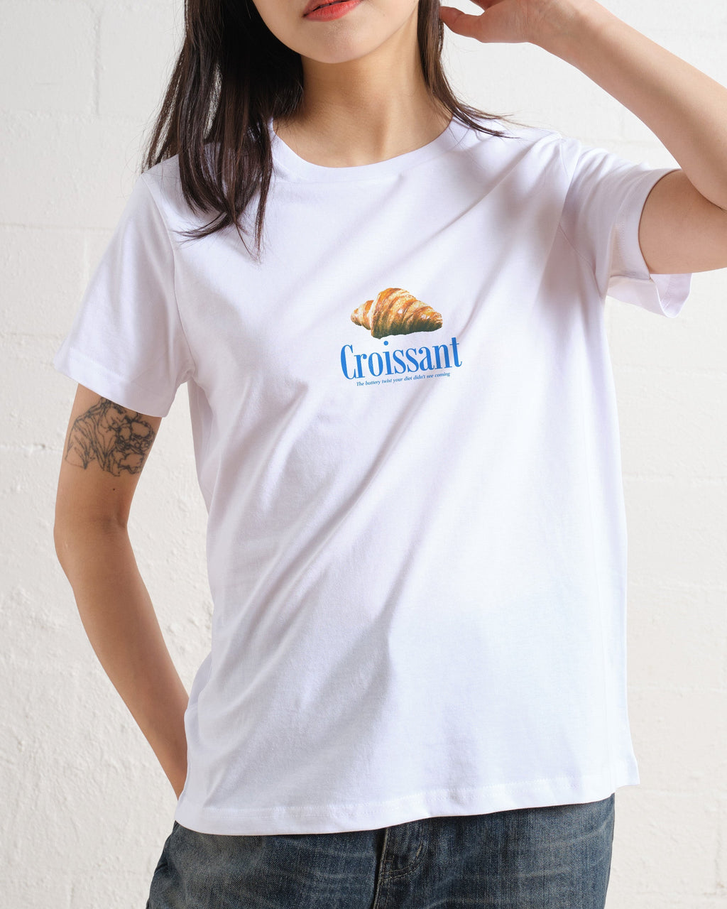 Le Croissant Women's Tee Unisex