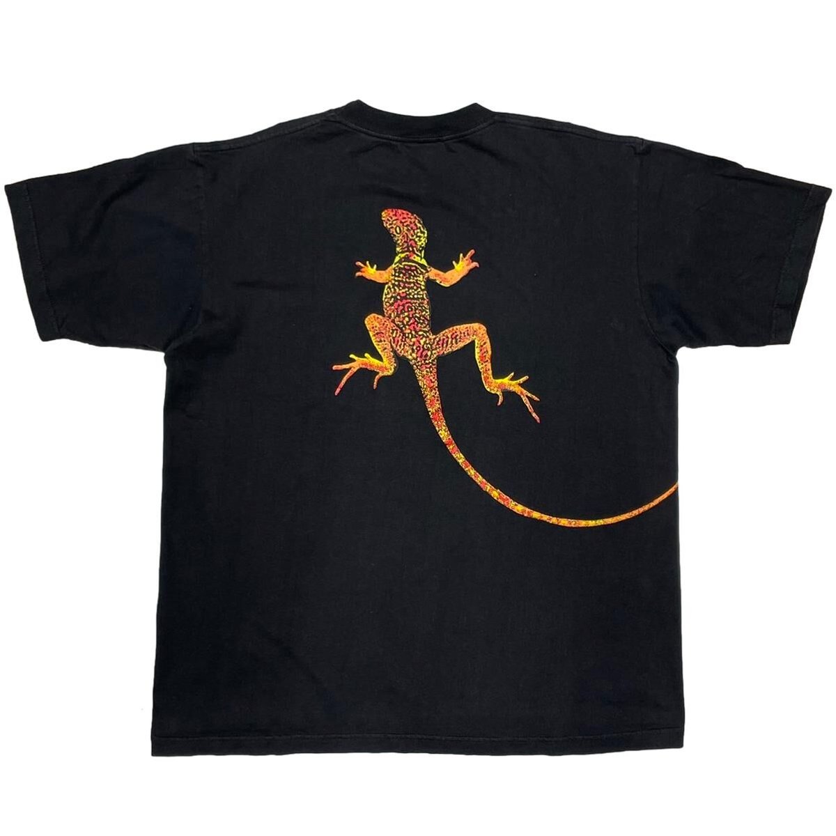 Marlboro LIZARD POCKET TEE FITS XL 1175