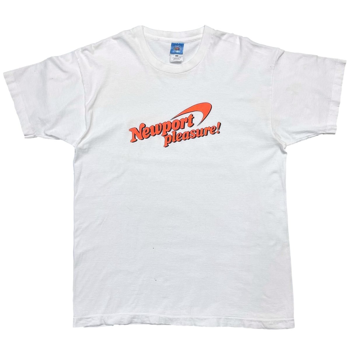 NEWPORT PLEASURE ! SMALL LOGO FRUIT OF THE LOOM LARGE 9684