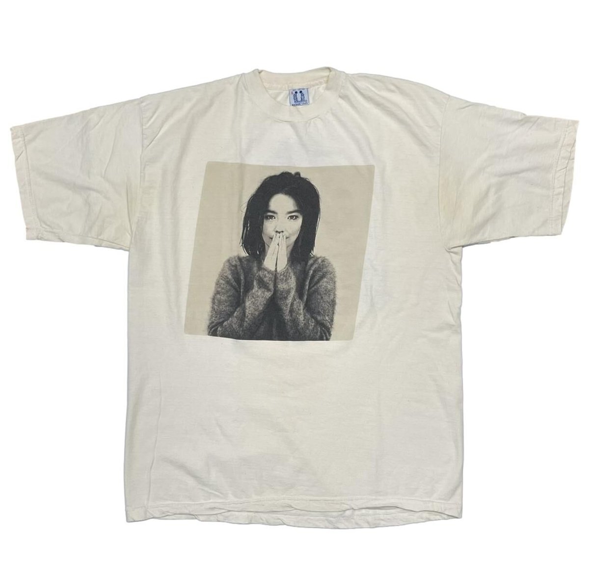 Bjork PORTRAIT Jean Baptiste Mondino BEIGE SIERRA TEEZ XL 8247