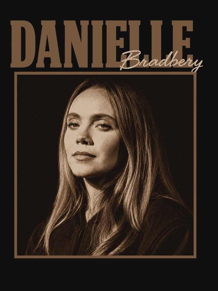 Danielle Bradbery by VerdePlantTees