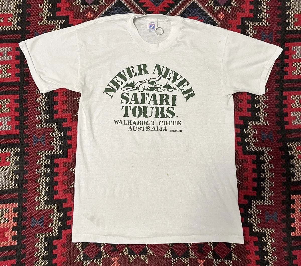 Vintage Crocodile Dundee Shirt Movie Promo Never Never Safari Tours M 1988 ￼ Unisex