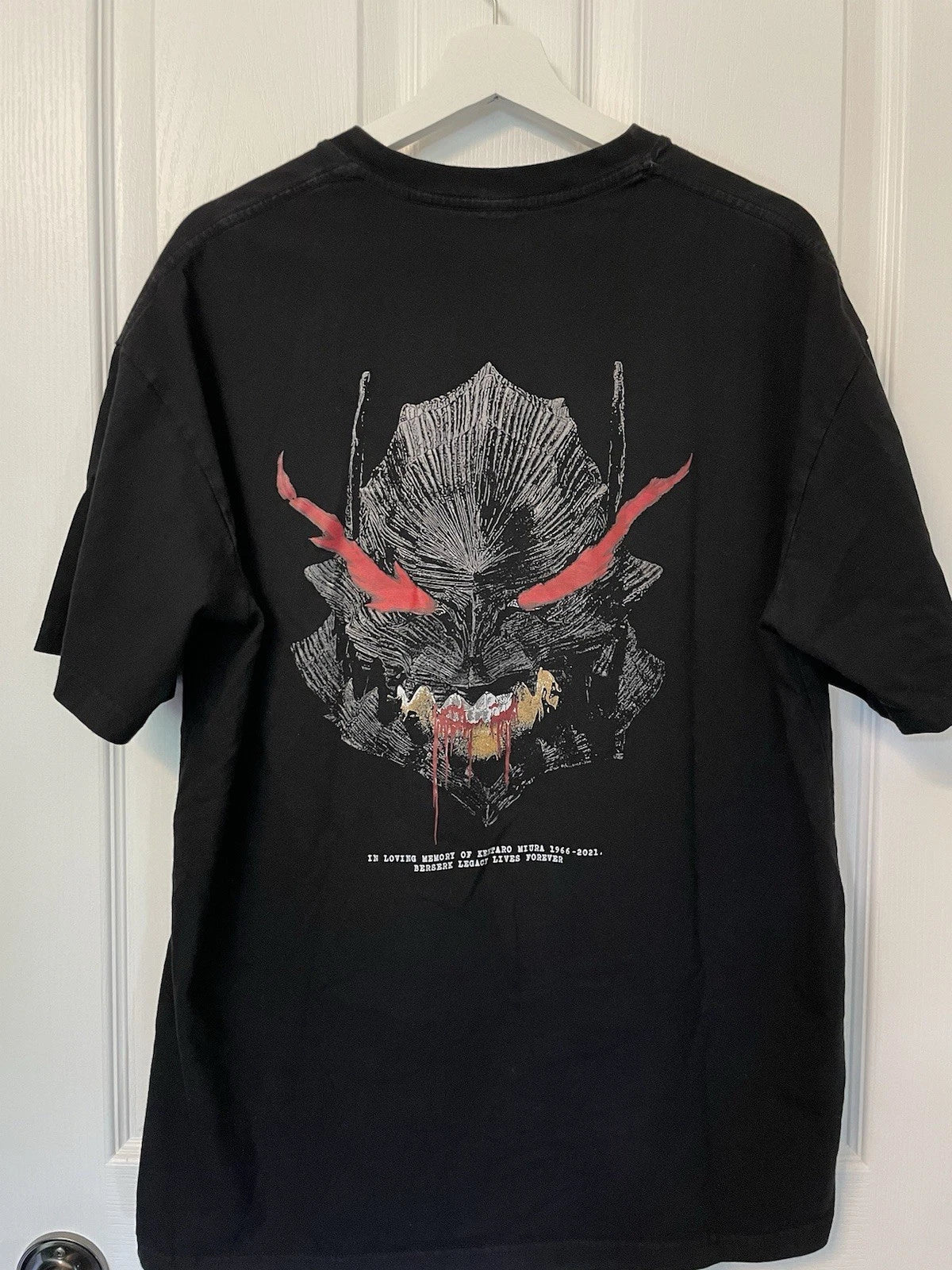 Y2K Guts Berserk 1980s Bootleg Graphic Tee RARE Unisex