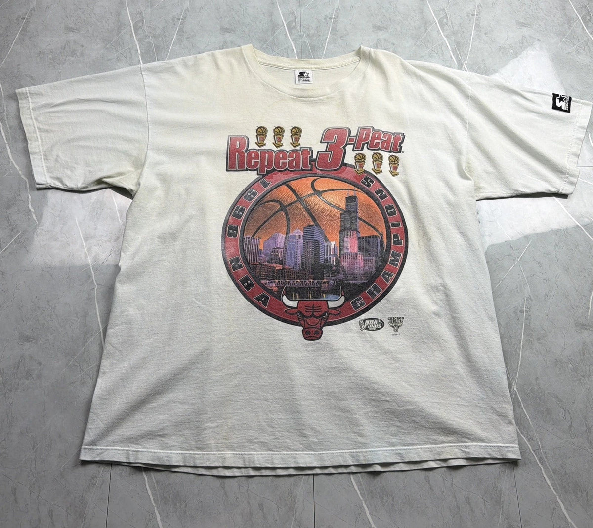 Vintage 1998 Chicago Bulls Repeat 3-Peat NBA Finals Starter White XL 90s Unisex