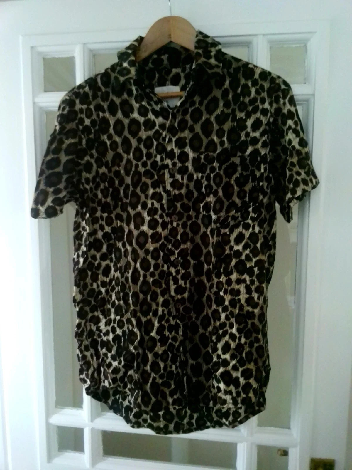 Men's Size Small The People Vs Short sleeve shirt leopard print rock grunge Unisex