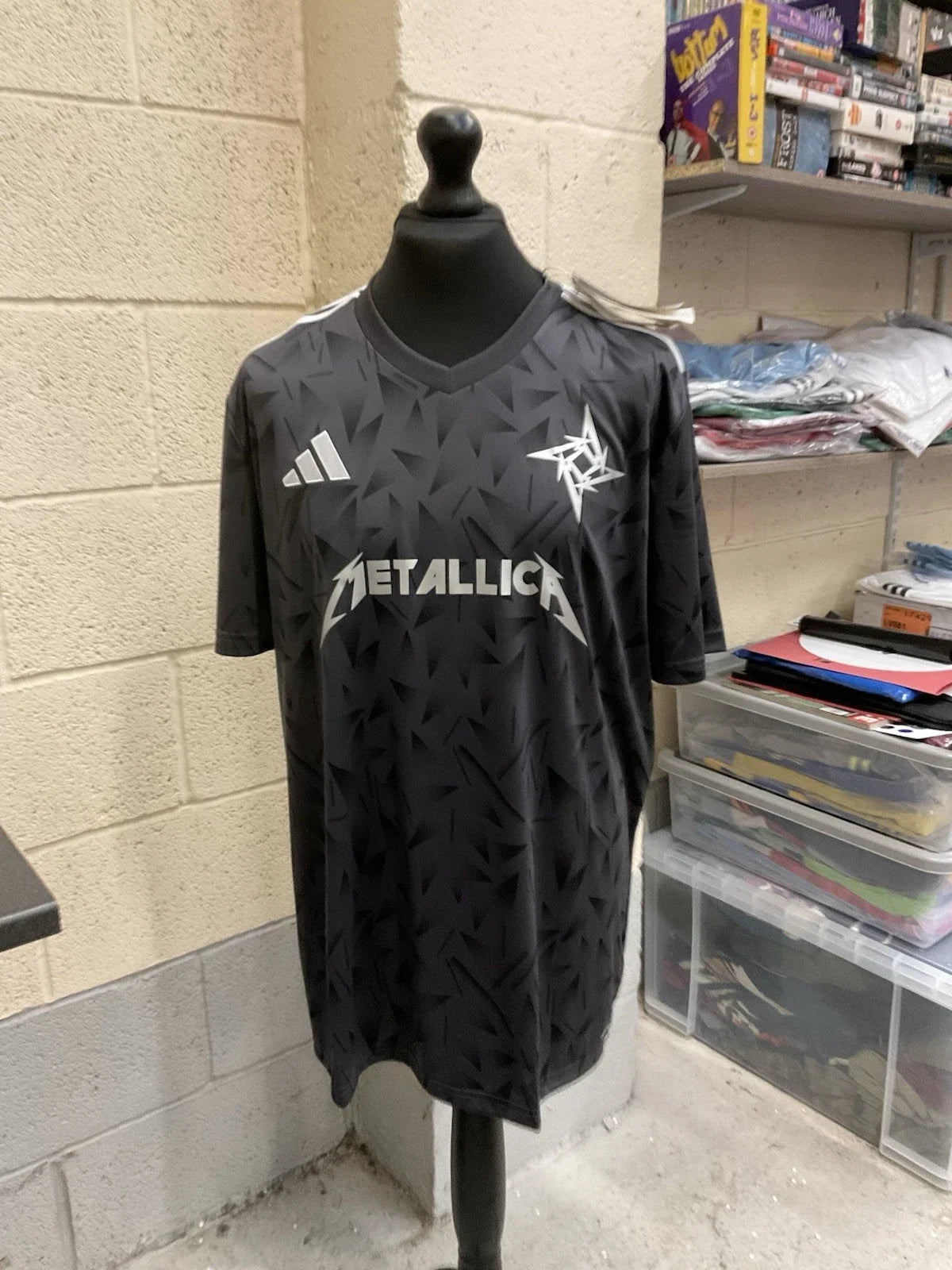 Metallica Hetfield 13 Football Shirt custom Size XL Unisex