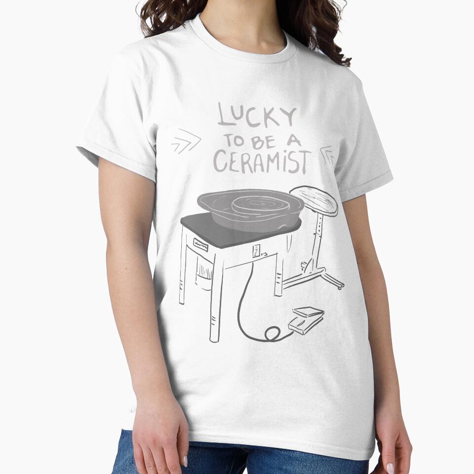Lucky to be a Ceramist Pottery Wheel by Teequeque