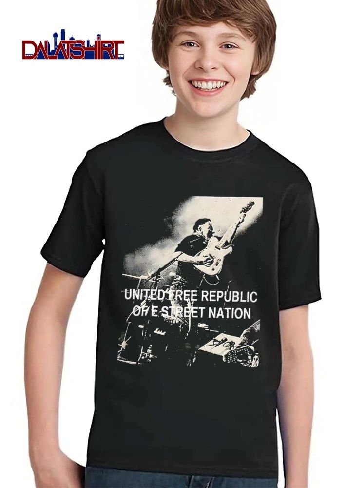 United Free Republic Of E Street Nation Black White Rock Guitarist Halftone shirt