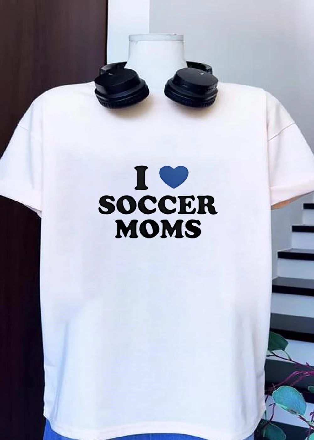 Show Your Support’ I Love Soccer Moms shirt