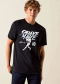 Drake Maye 10 Quarterback Running With Football Halftone Illustration shirt