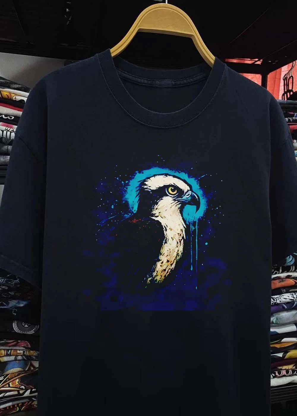 Osprey Bird Portrait Artistic Painting Teal Paint Splatter T-Shirt