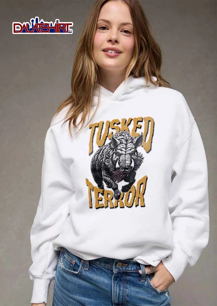 Ssaa Hunter Tusked Terror Charging Wild Boar Red Crosshair shirt