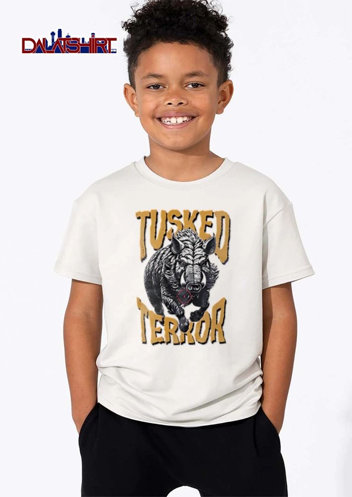 Ssaa Hunter Tusked Terror Charging Wild Boar Red Crosshair shirt